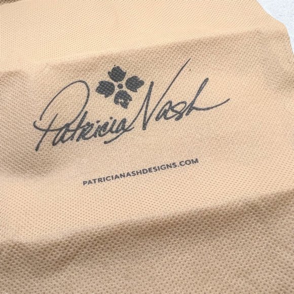 Patricia Nash Small Canvas Wallet Drawstring Dust Bag 11 in. H X 6.5 in. W NWOT - Picture 2 of 4